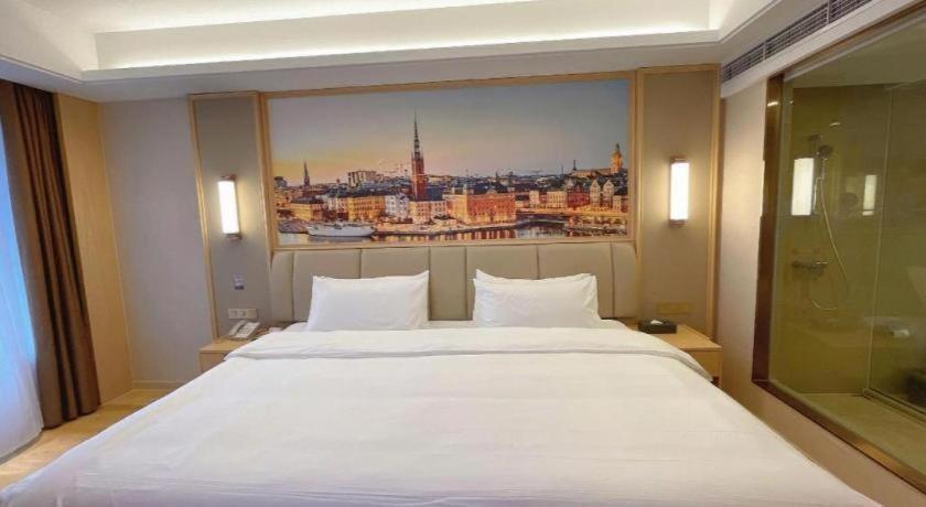 Vienna Hotel Sichuan Hejiang Yangtze River Bridge Luzhou Exterior photo