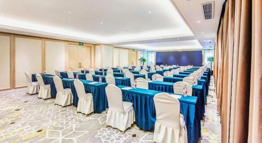 Vienna Hotel Sichuan Hejiang Yangtze River Bridge Luzhou Exterior photo